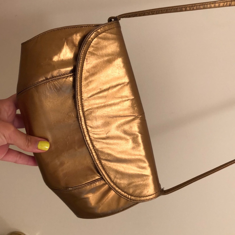 Purse - Picture 2 of 3